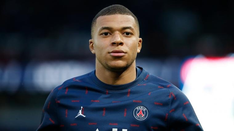 “Cuộc thảo luận về tương lai của Mbappe diễn ra trong phòng thay đồ của chúng tôi”