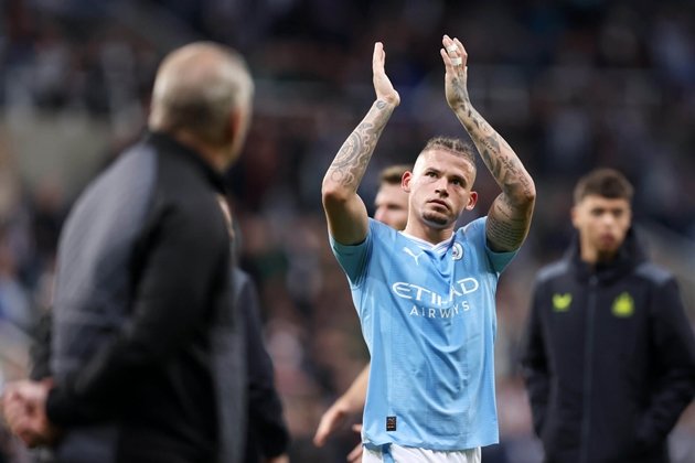 Pep Guardiola tỏ lời xin lỗi công khai đến Kalvin Phillips