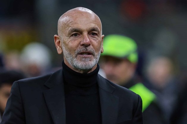 Stefano Pioli thừa nhận không hài lòng khi học trò thay nhau “báo”