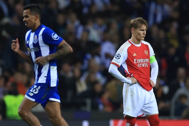 Odegaard cảnh báo về thói quen kéo dài thời gian trận đấu của Porto